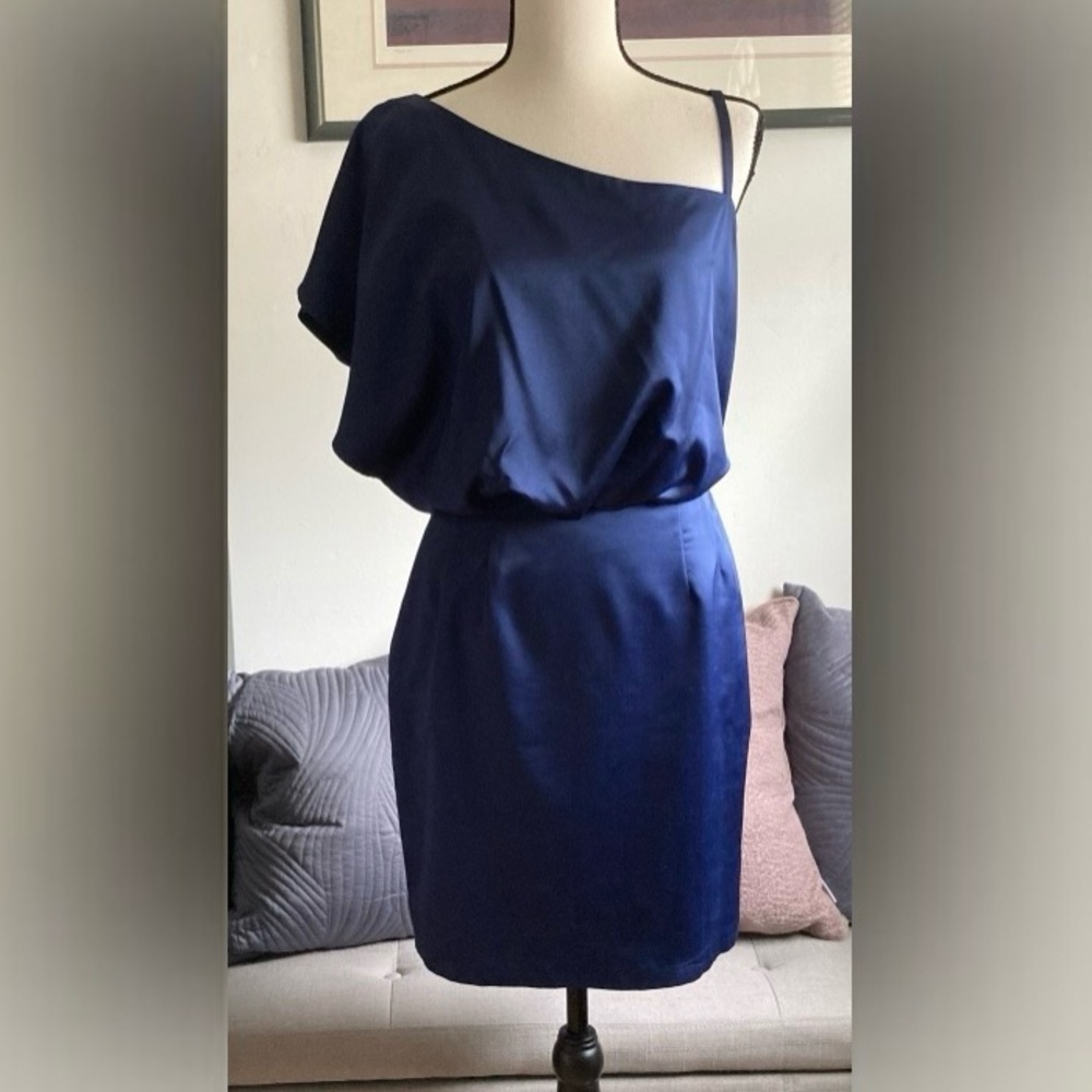 EUC Jessica Simpson one  shoulder poly satin dress. Navy, Size 2, wore once